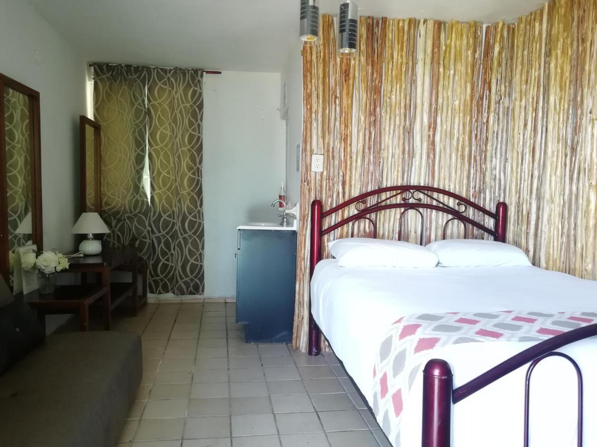 Хостел Bacalar Casa Lahar Экстерьер фото